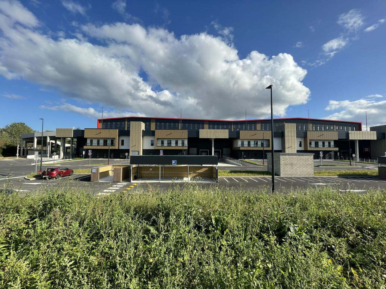 Local d'activité Élancourt 3794m² Location local d'activité Élancourt Yvelines OLACT2201278 0